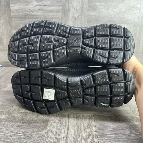 Skechers Summit Women's size 11 Triple Black Hands Free Slip On Shoes - Picture 7 of 8